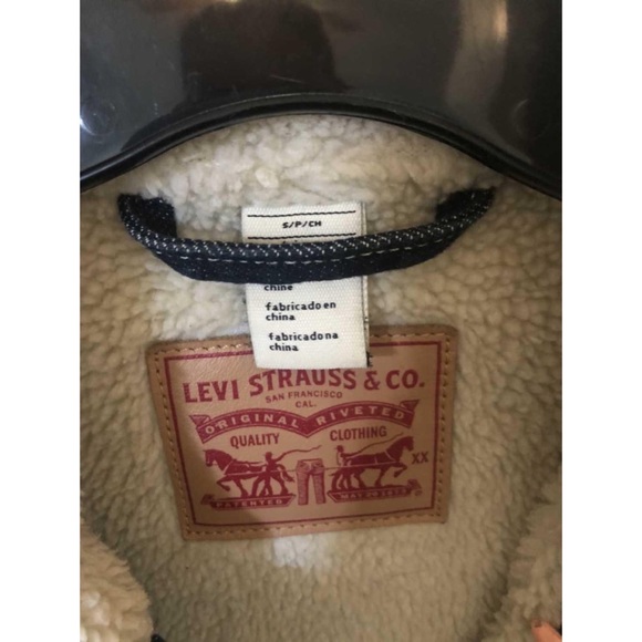 Levi Sherpa Jacket - Picture 3 of 3